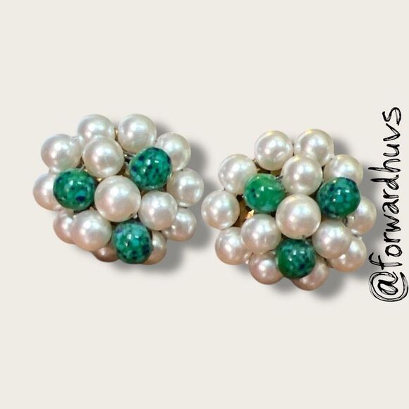 Vintage Clip-On Earrings – Marked Japan - Picture 4 of 9